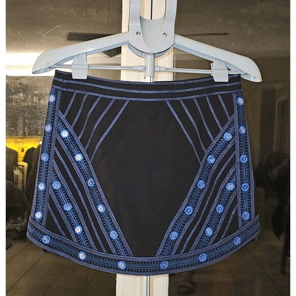 BCBGMaxAzria Kanya A Line Mini Skirt SequinsEmbroidered Womens S $250 Y2K Vtg - Picture 1 of 6